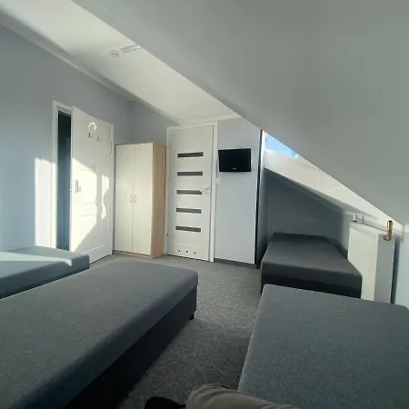 Pokoje Goscinne Zeglarz 13 Pensjonat